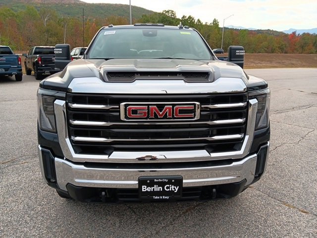 2026 Gmc Sierra 2500 HD SLE photo 2