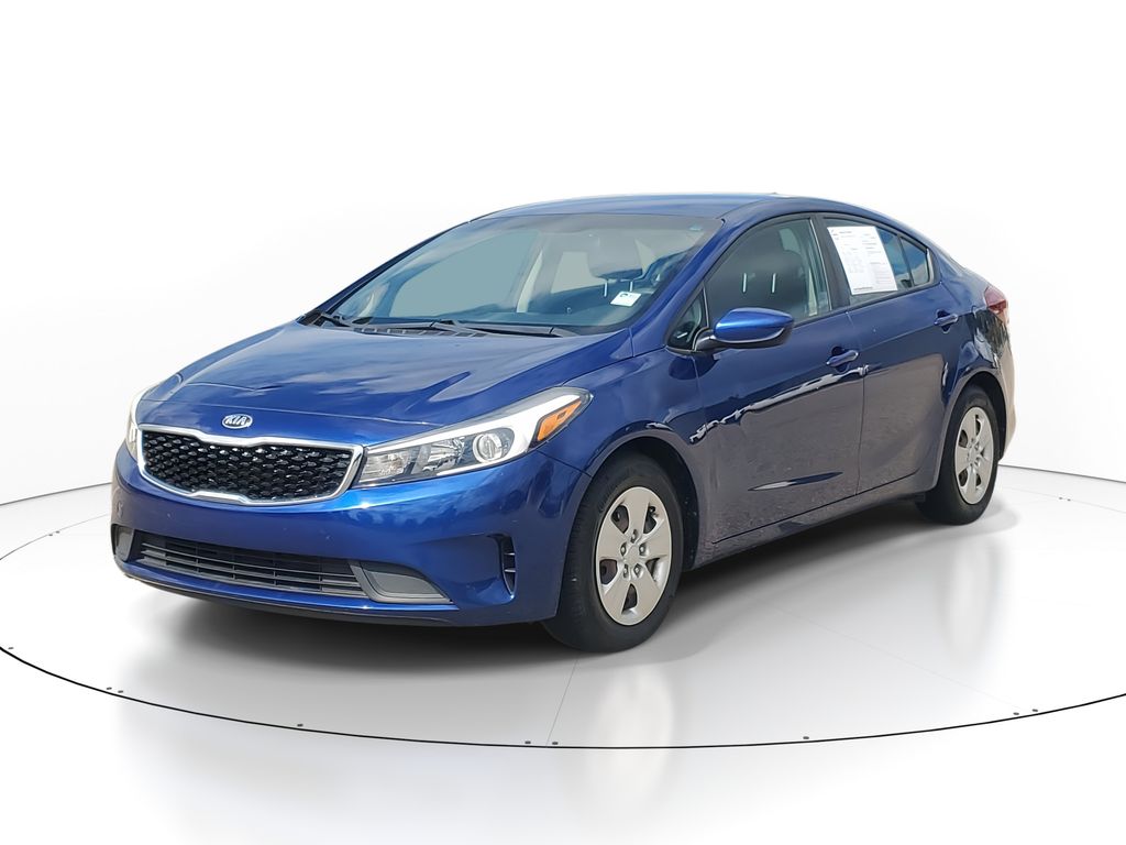 2018 Kia Forte LX Base photo 2