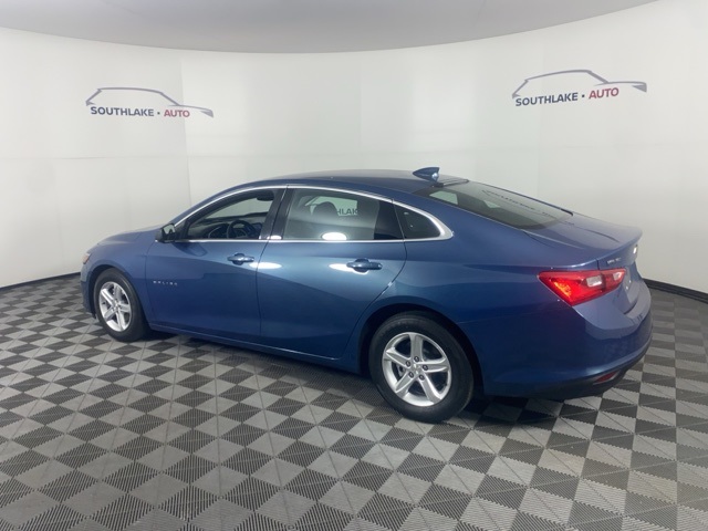 2024 Chevrolet Malibu 1LT photo 4