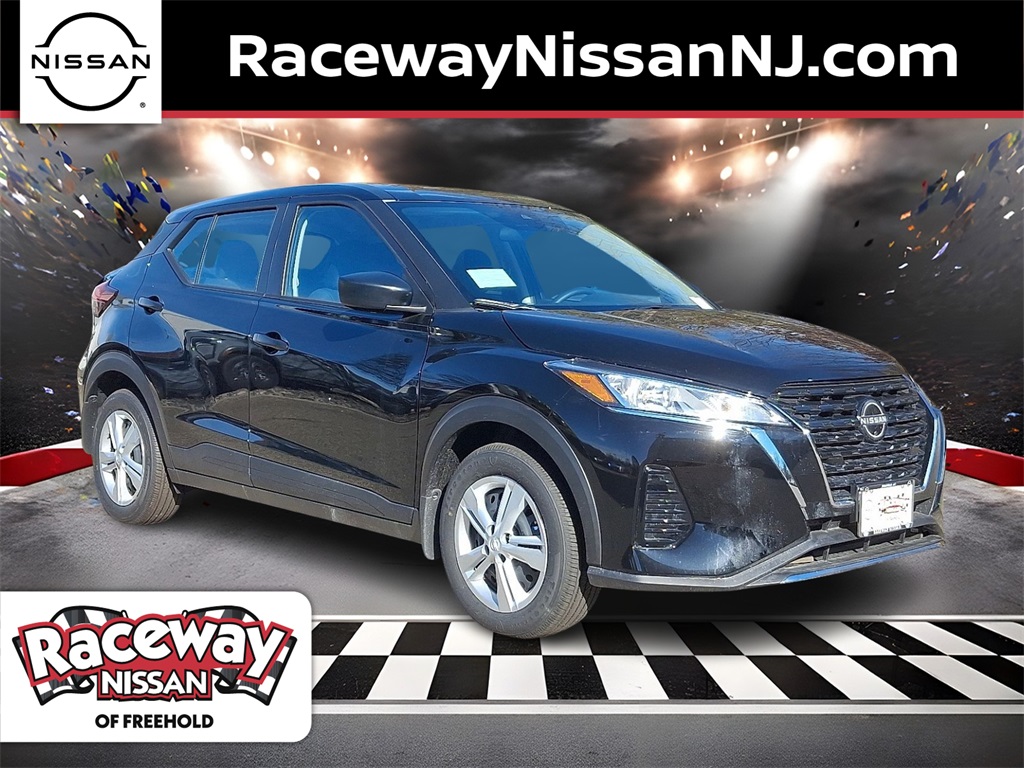 2025 Nissan KICKS PLAY Base's photo