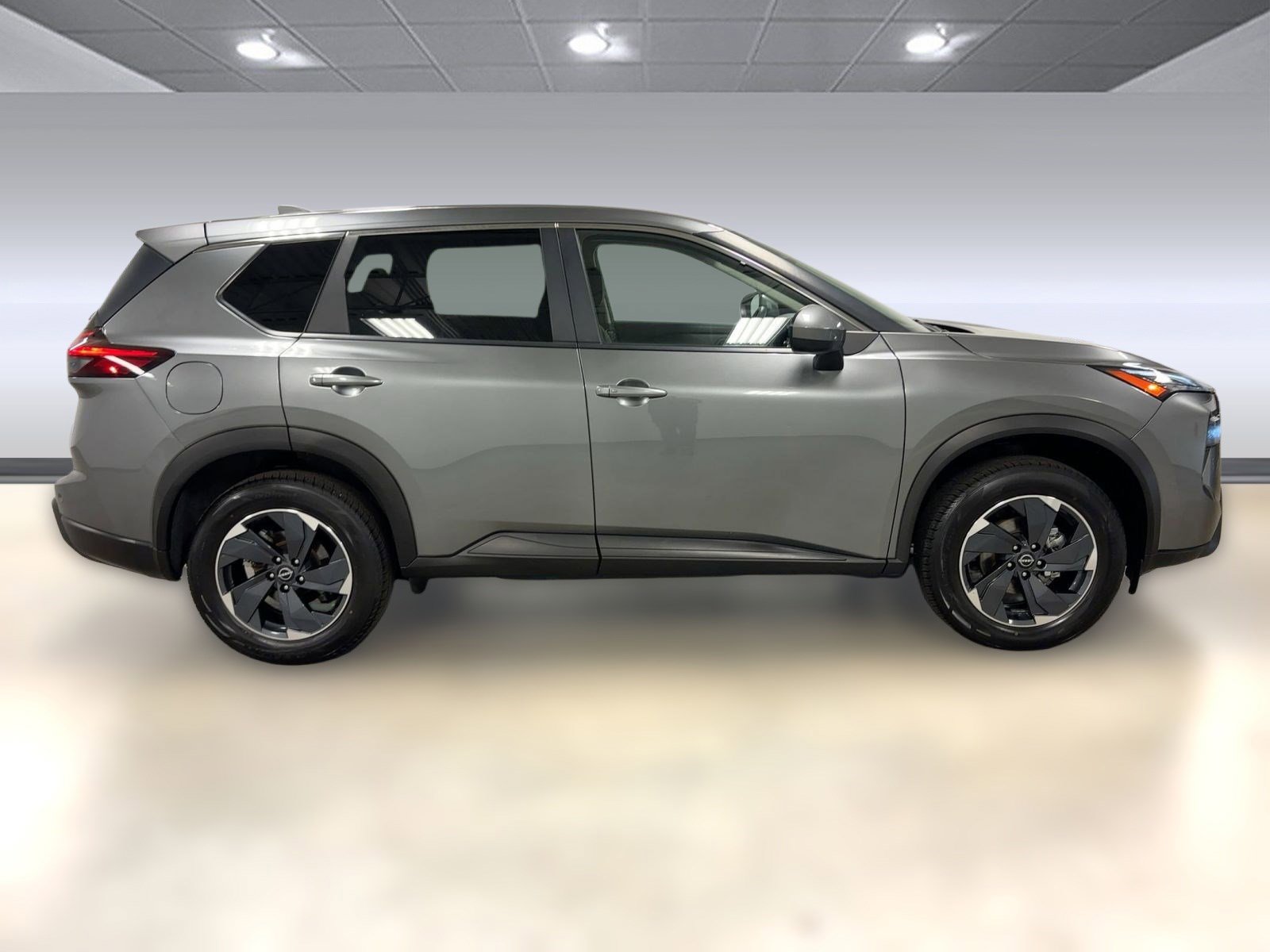 2024 Nissan Rogue SV photo 6