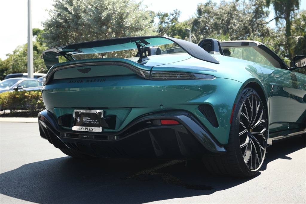 2023 Aston Martin Vantage photo 15