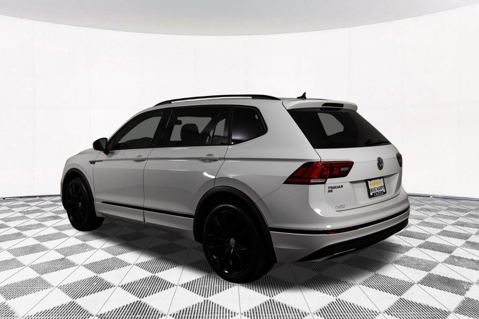 2021 Volkswagen Tiguan SE photo 4