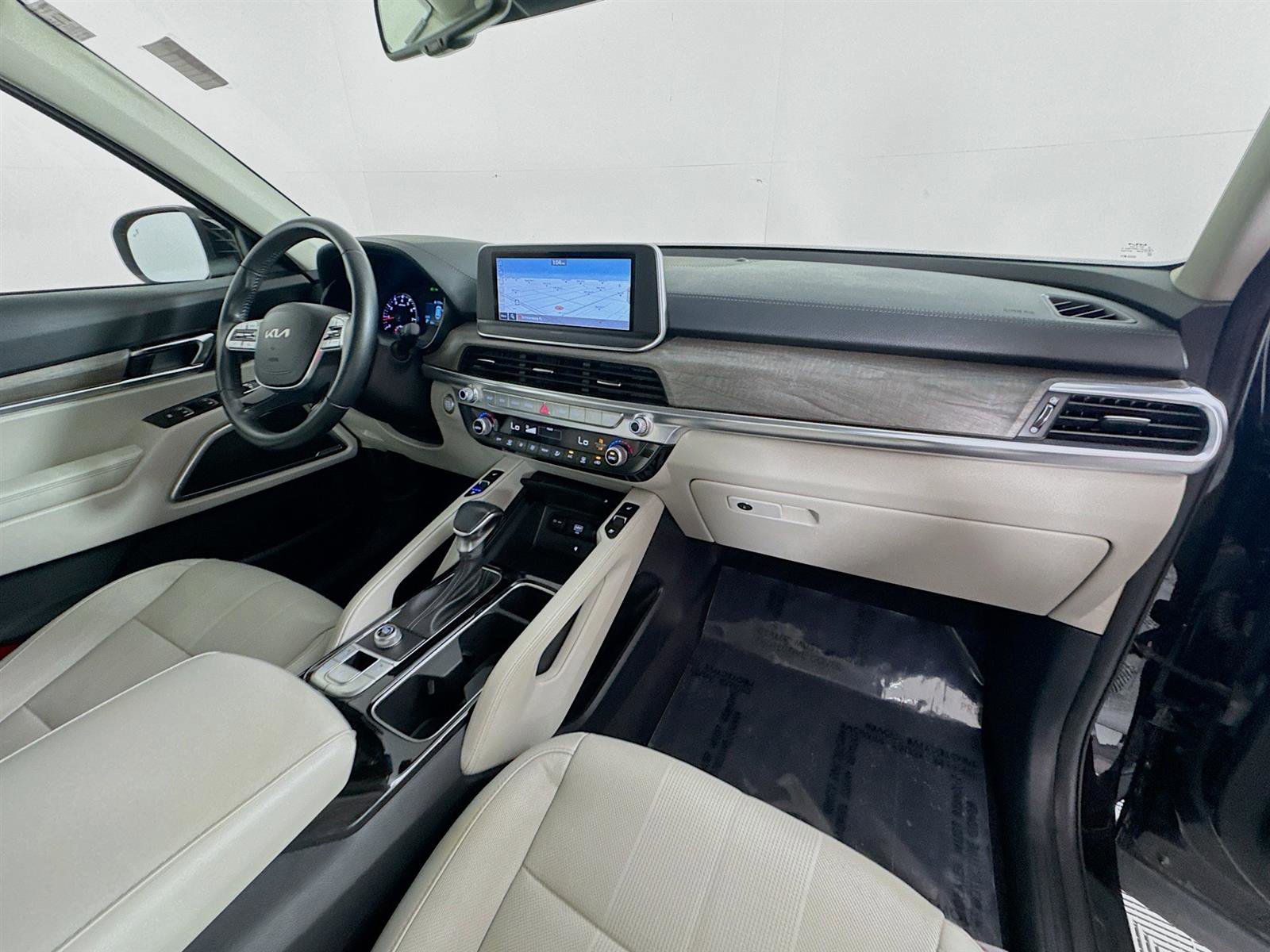 2022 Kia Telluride EX photo 27