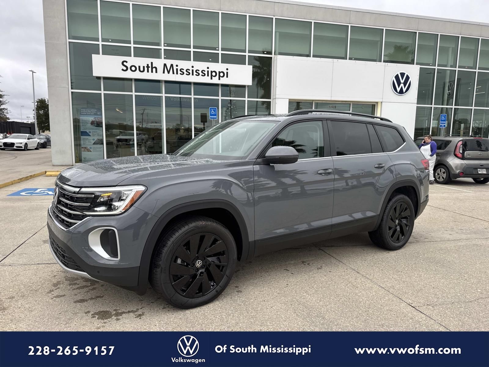 2026 Volkswagen Atlas SE w/Tech's photo