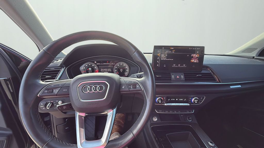 2021 Audi Q5 45 Prestige Premium photo 12
