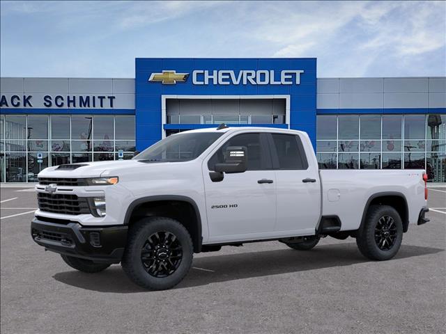 2026 Chevrolet Silverado 2500HD Custom photo 2