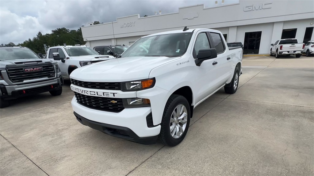 2022 Chevrolet Silverado 1500 Custom photo 4