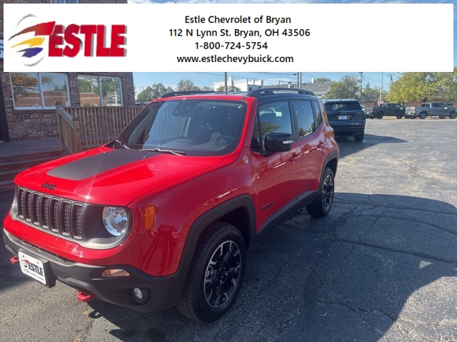 2023 Jeep Renegade Trailhawk's photo
