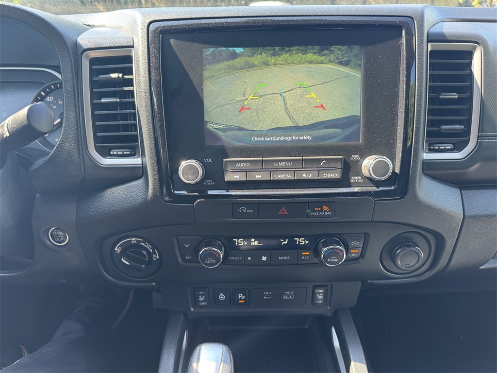 2024 Nissan Frontier SV photo 25