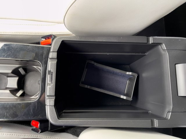 2024 Mitsubishi Eclipse Cross SEL photo 29