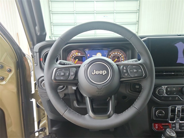 2025 Jeep Gladiator Rubicon photo 18