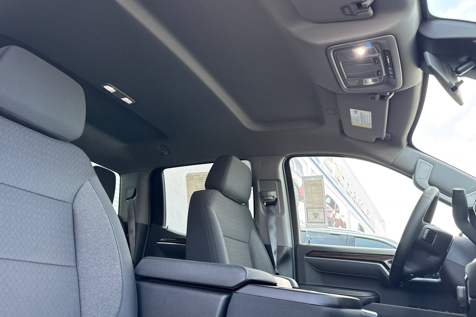 2025 Chevrolet Silverado 1500 photo 16