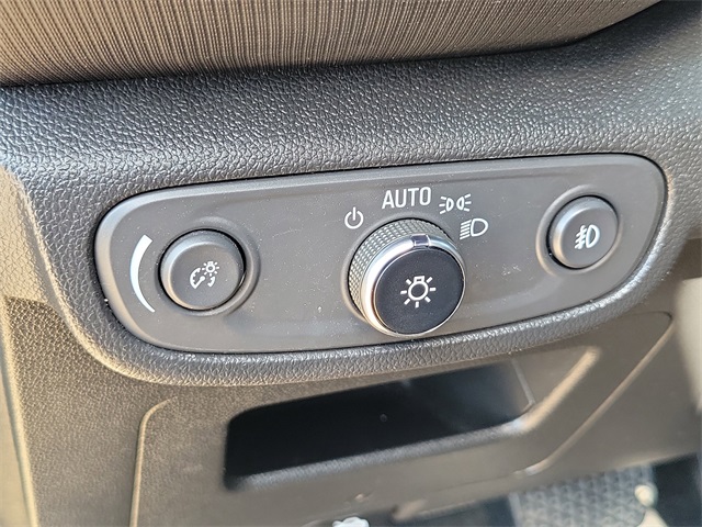 2023 Chevrolet Trailblazer LT photo 19