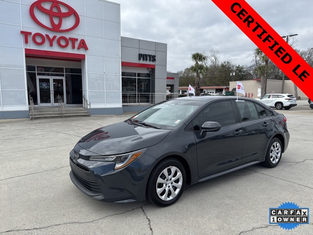 2024 Toyota Corolla LE's photo