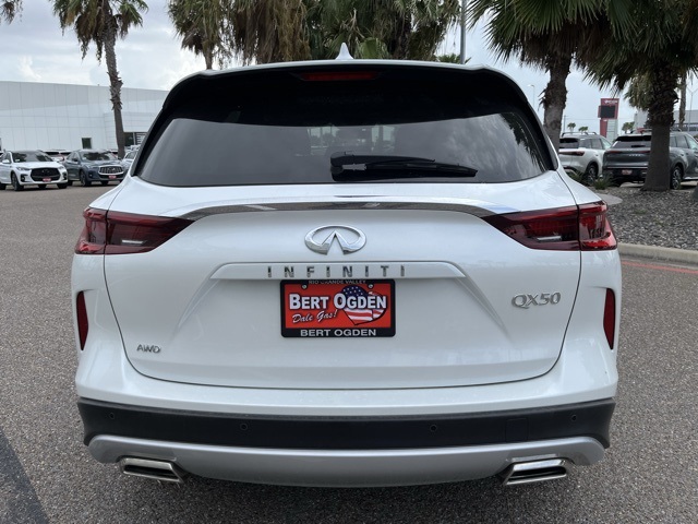 2025 Infiniti QX50 Luxe photo 6
