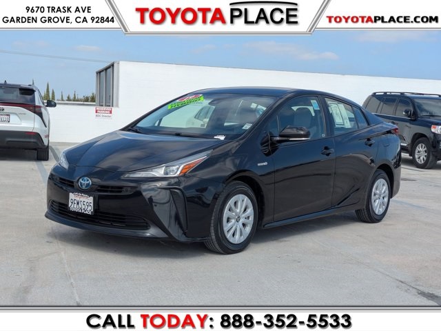2019 Toyota Prius LE