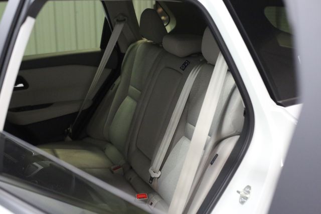 2025 Nissan Rogue SV photo 17