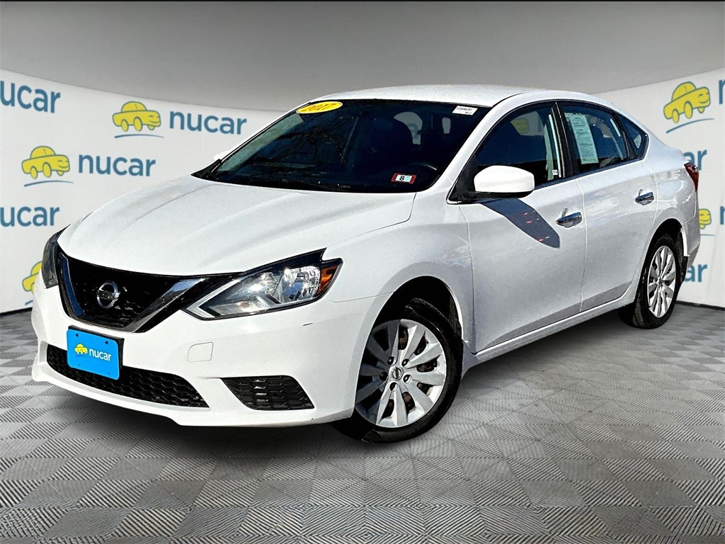 2017 Nissan Sentra S photo 3