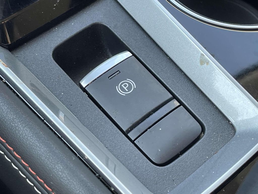2024 Nissan Altima 2.5 SR photo 27
