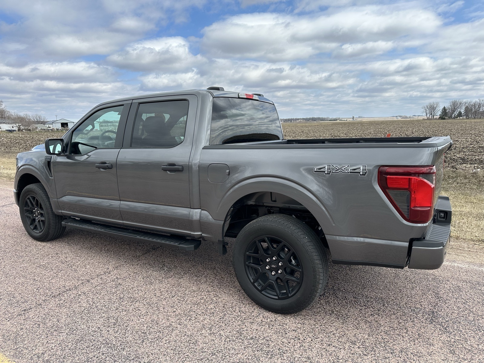 New 2024 Ford F150 STX 4D SuperCrew in Luverne S31023F Papik Motors