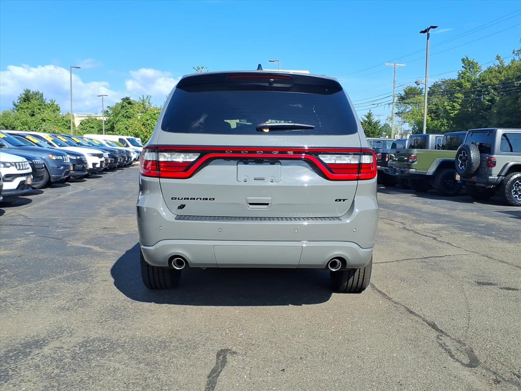 2026 Dodge Durango GT photo 4