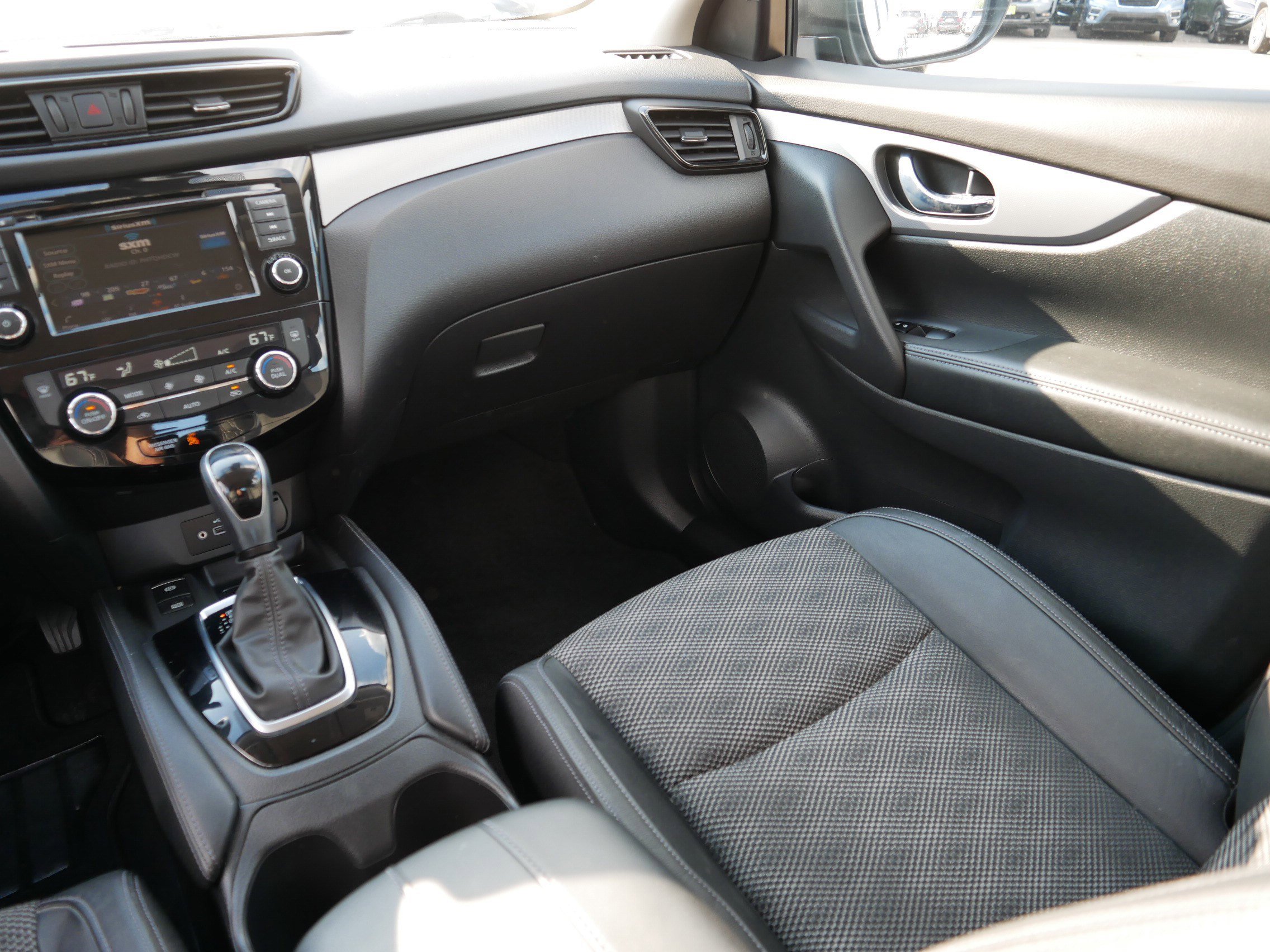 2020 Nissan Rogue Sport SV photo 11