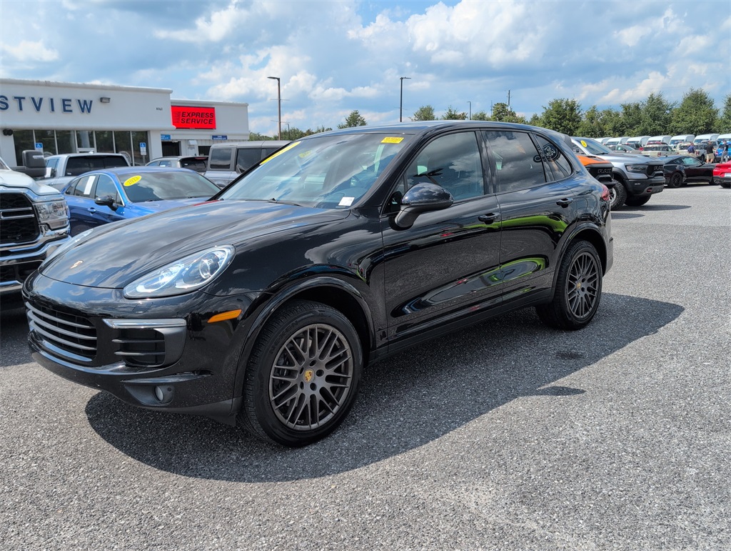 2017 Porsche Cayenne Platinum Edition photo 9