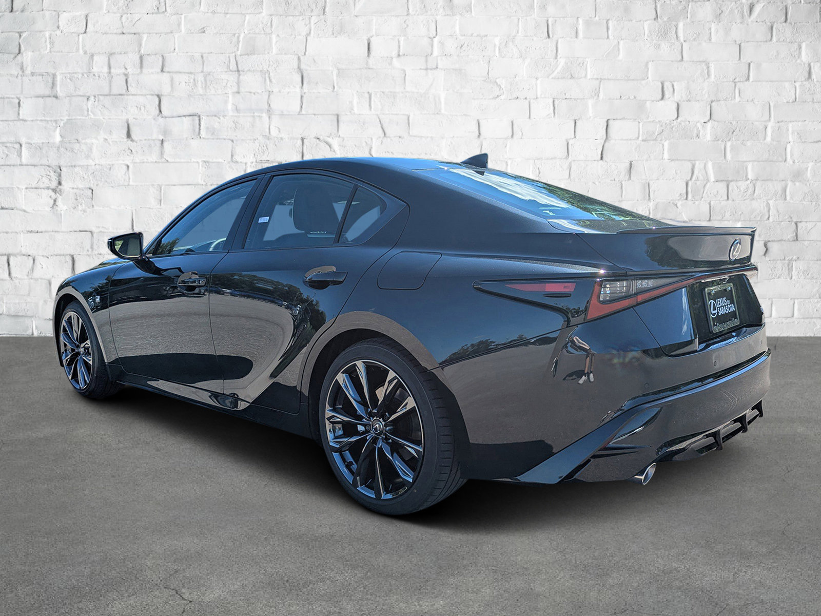2025 Lexus IS 350 F SPORT photo 6