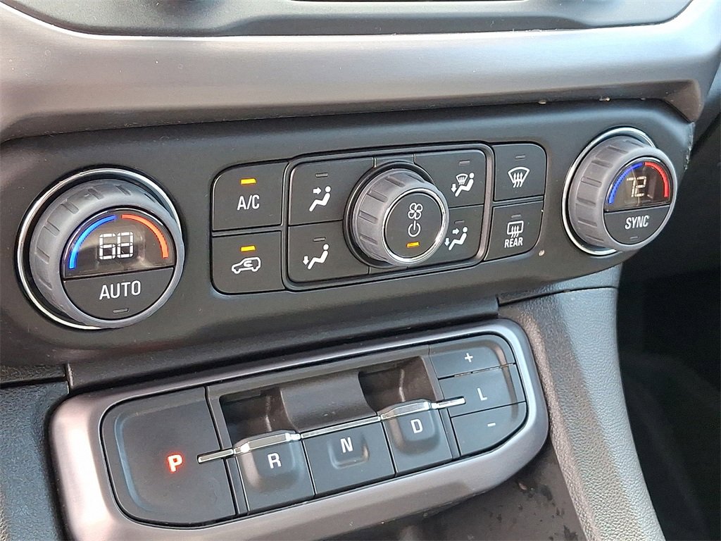 2023 Gmc Acadia AT4 photo 16