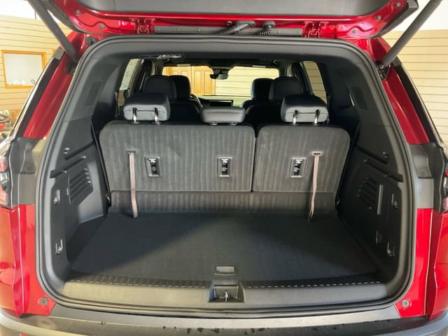 2025 Gmc Acadia AT4 photo 8