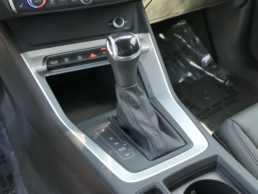 2022 Audi Q3 Premium S line photo 18