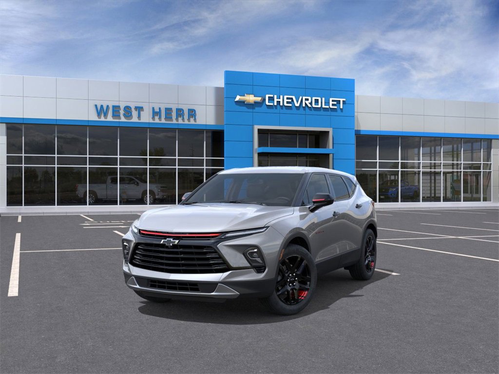 2025 Chevrolet Blazer 2LT photo 8