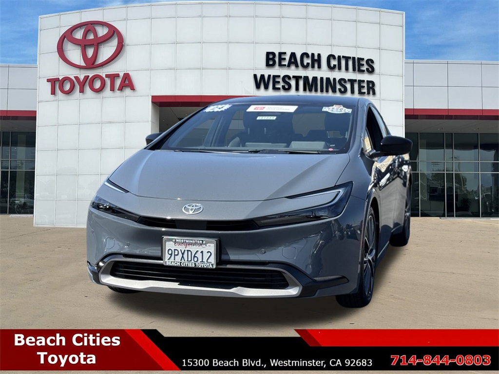 2024 Toyota Prius XLE photo 4