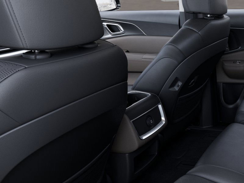2025 Kia Carnival LXS photo 25