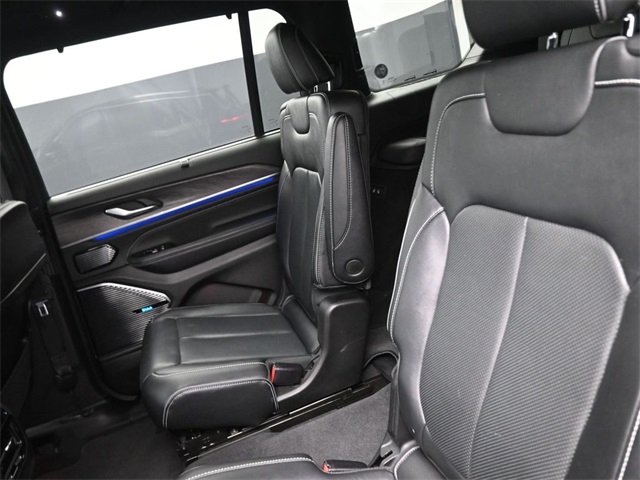 2022 Jeep Grand Cherokee Overland photo 14