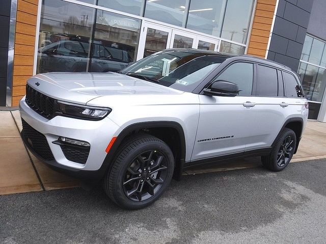 2025 Jeep Grand Cherokee Limited's photo