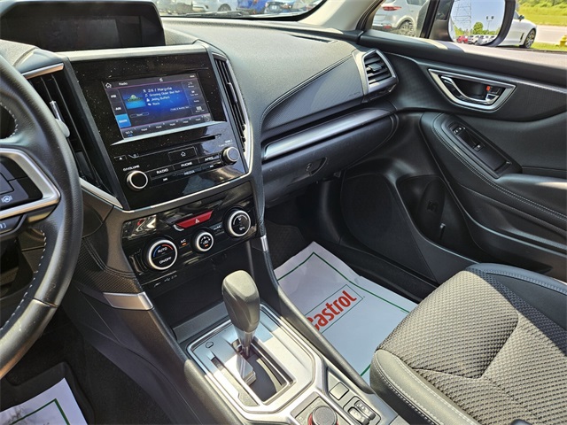 2021 Subaru Forester Premium photo 19