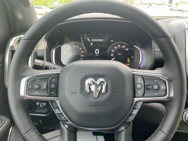 2025 Ram 1500 Laramie photo 4