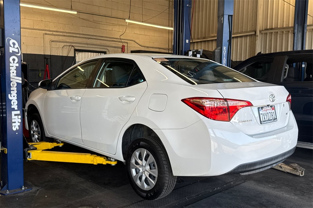 2017 Toyota Corolla LE photo 2