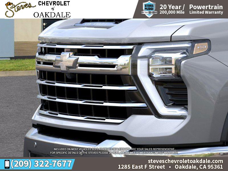 2026 Chevrolet Silverado 2500HD LTZ photo 12