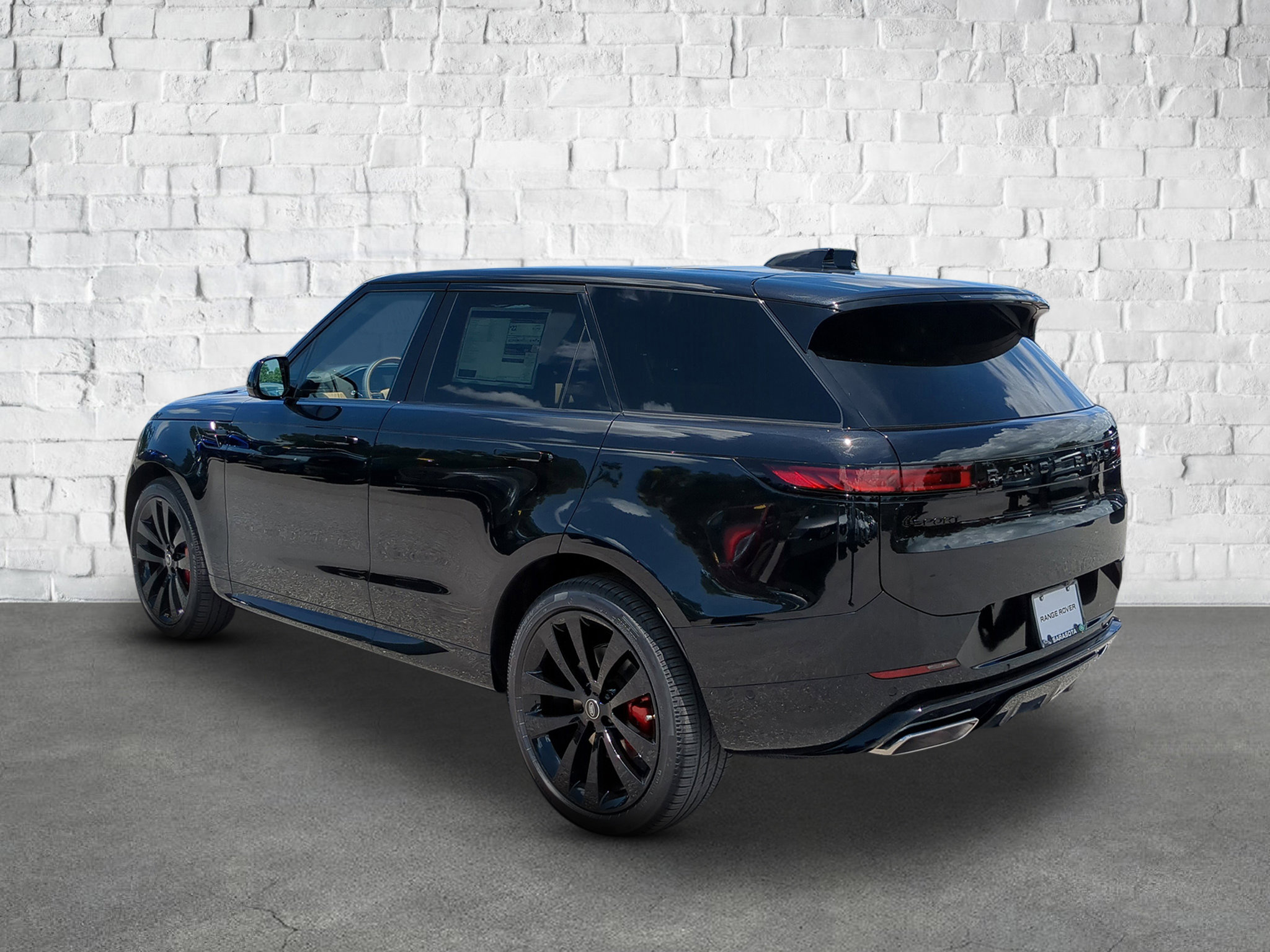 2025 Land Rover Range Rover Sport SE photo 4