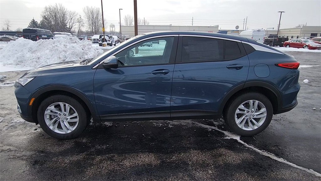 2026 Buick Envista Preferred photo 2