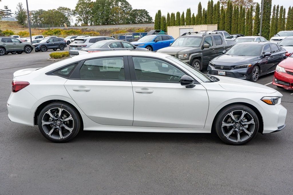 2026 Honda Civic Hybrid Sport Touring photo 3