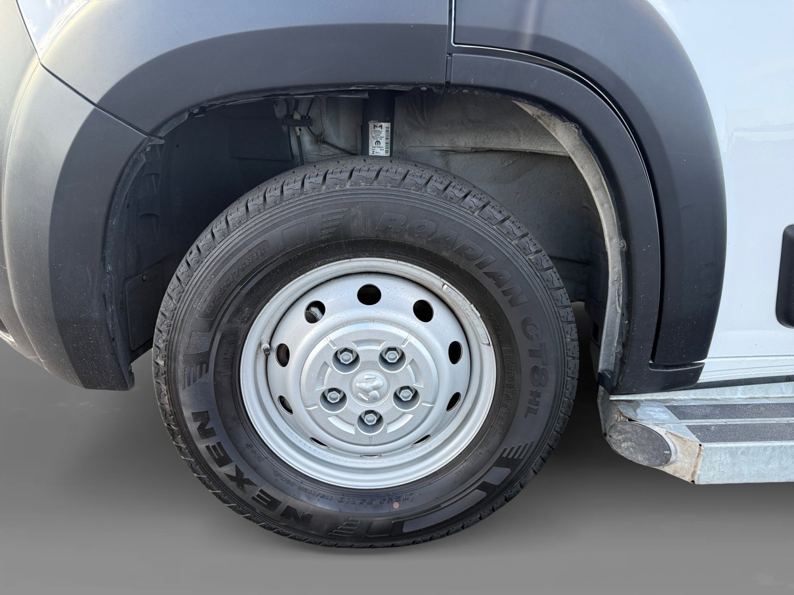 2023 Ram ProMaster 2500 Base photo 9
