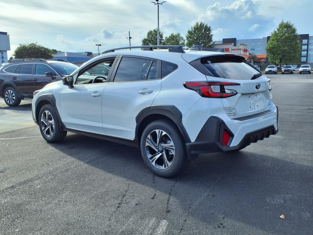 2025 Subaru Crosstrek Premium photo 2