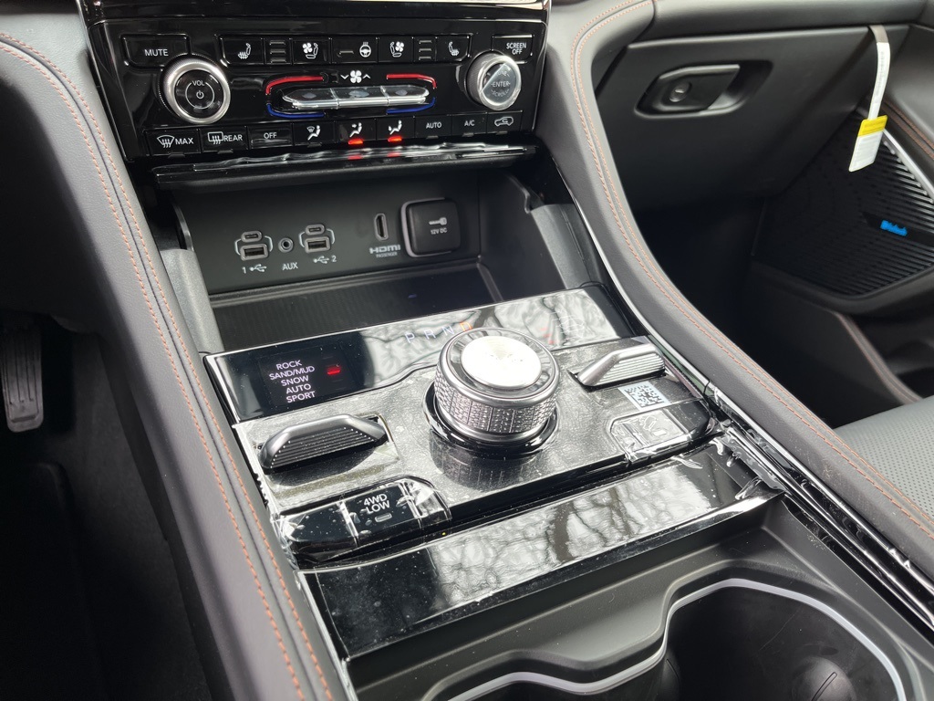2025 Jeep Grand Cherokee L Summit Reserve photo 41