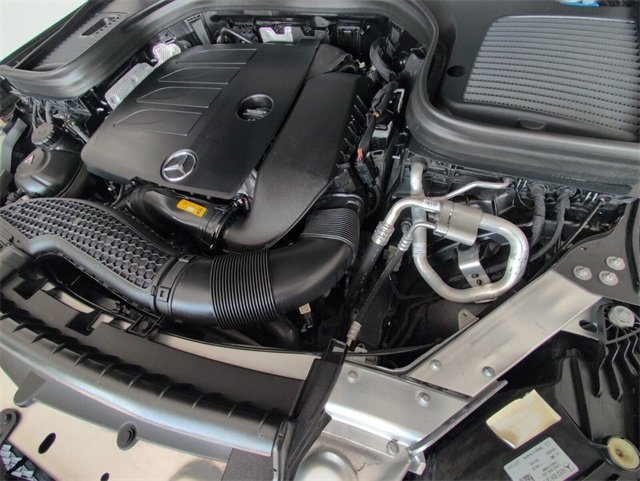 2022 Mercedes Benz GLC 300 photo 16