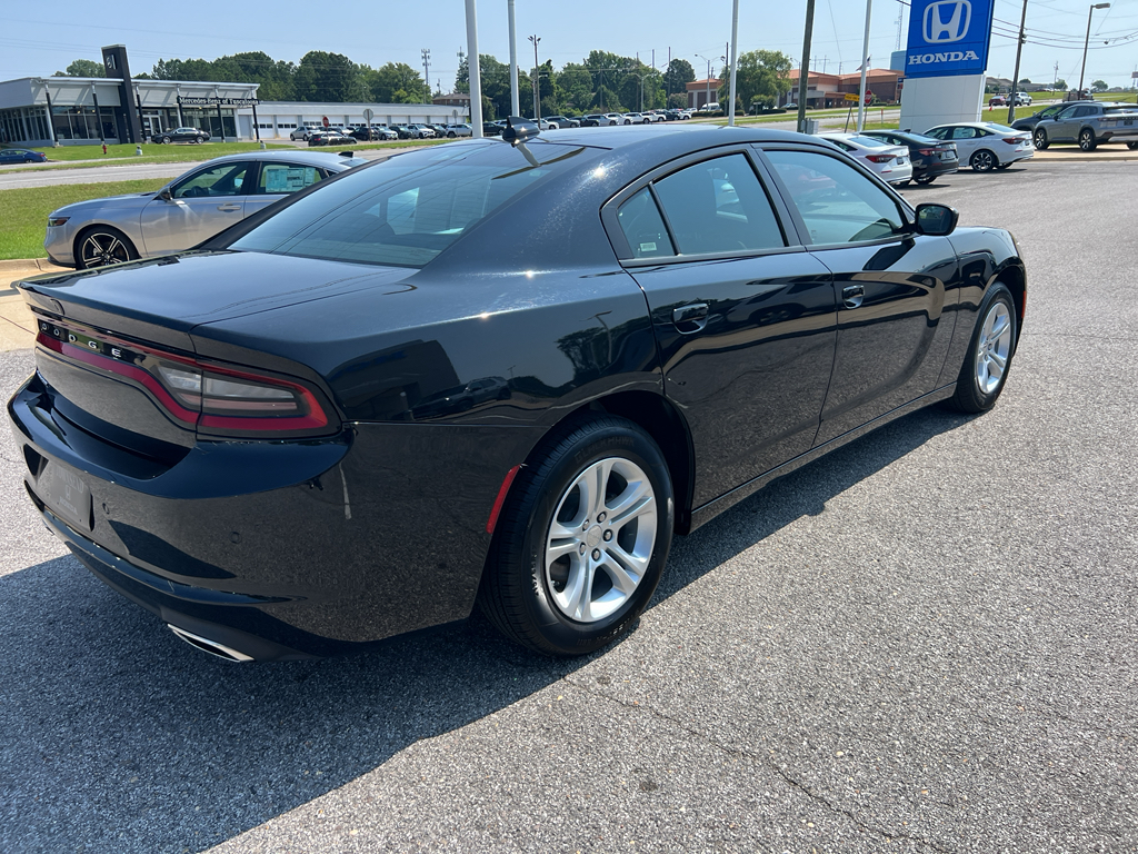 2023 Dodge Charger SXT photo 4