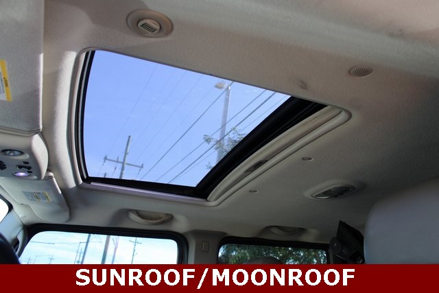 2004 Hummer H2 Base photo 17